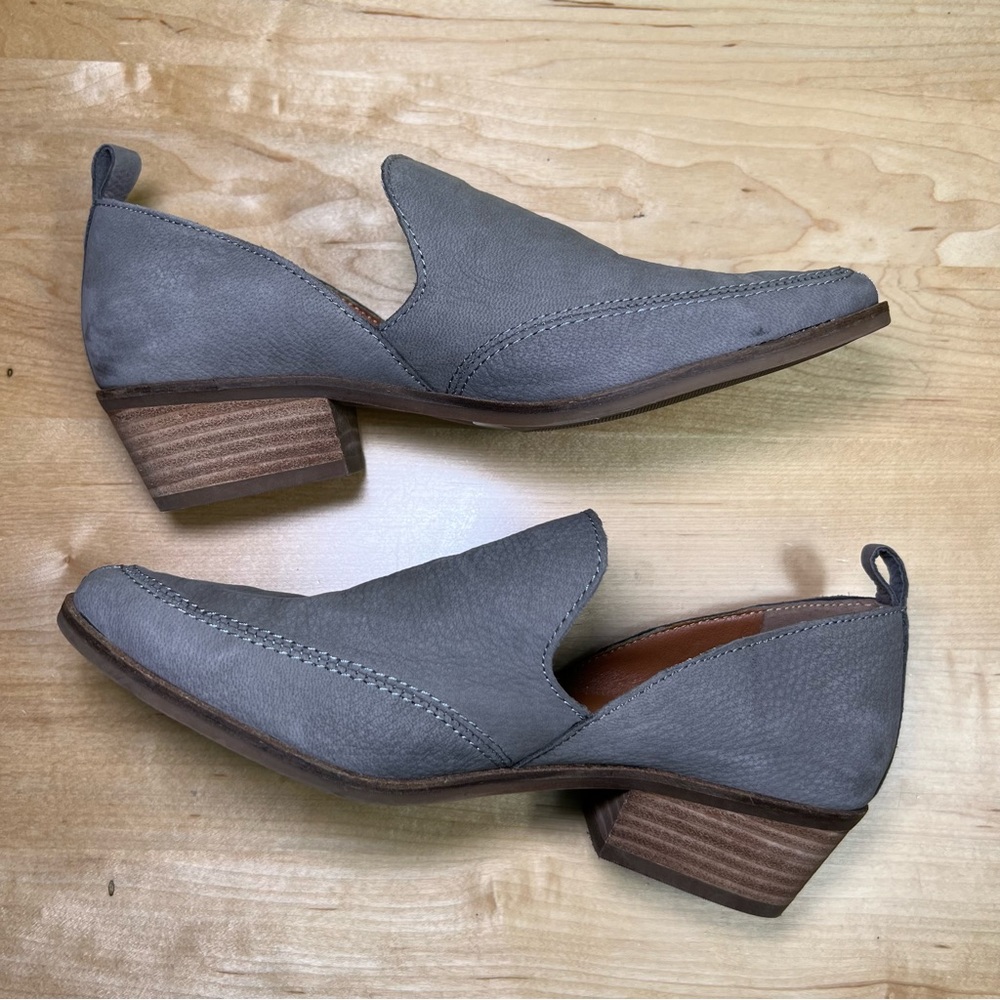 Lucky Brand Mahzan Bootie grey size 6 great condition